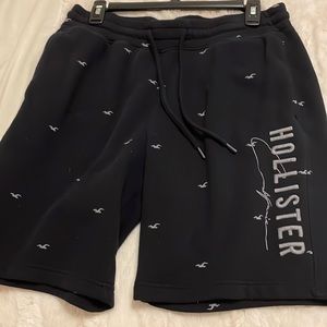 Hollister shorts men size medium